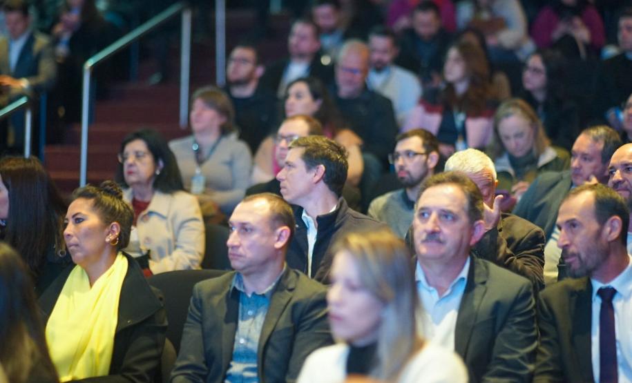 Começa nova fase do Paraná Produtivo, programa que dá voz às regiões no planejamento estadual