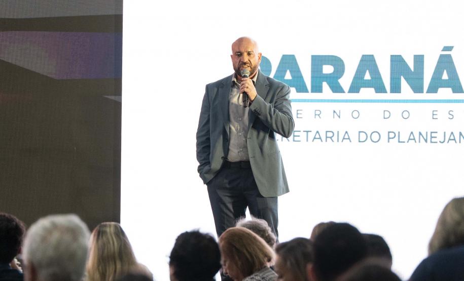 Fórum de gestores públicos reúne mais de 230 prefeitos e lideranças em Maringá